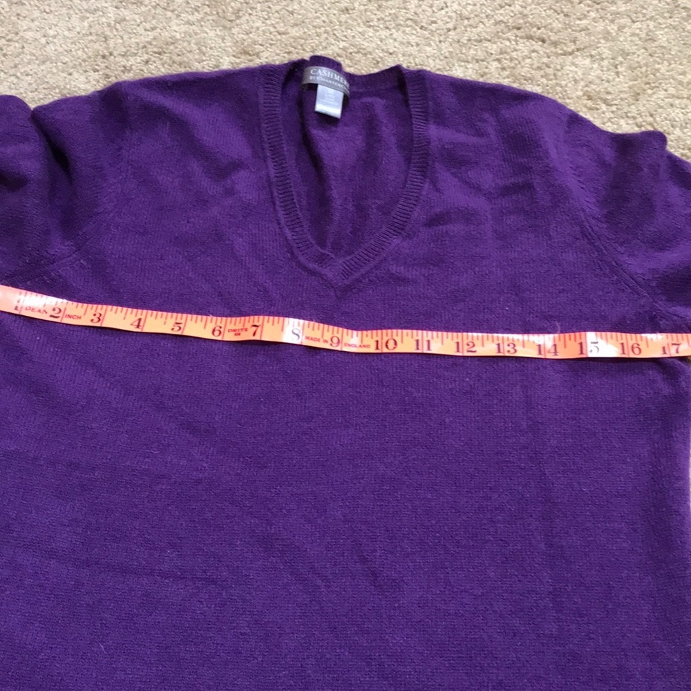 Charter club medium V neck cashmere sweater - Picture 7 of 8